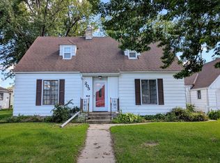 205 5th St S, Sauk Centre, MN 56378