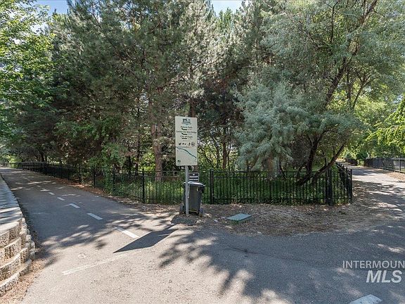 4th image of 9985 W Sleepy Hollow Ln