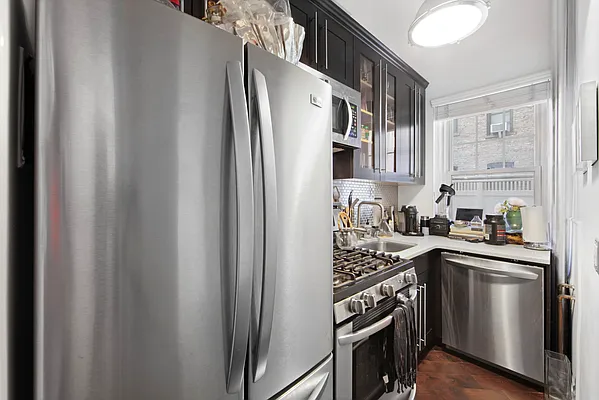 Rented by Oxford Property Group | media 11