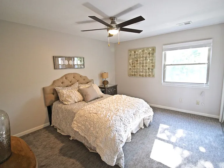 4415 Jefferson St — Photo 16