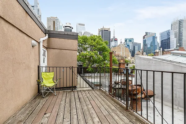 Rented by MNS | media 38