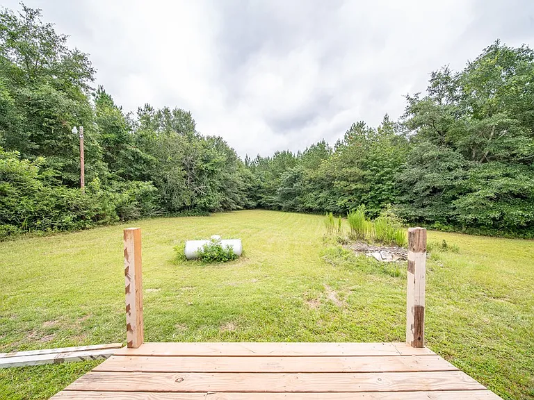 70 Shephard Dr — Photo 28