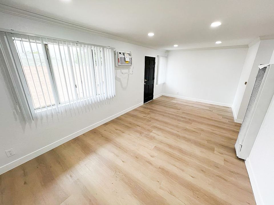 1st image of 5948 Echo St #5948