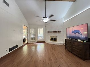 6721 Bartay Dr, North Richland Hills, TX 76182