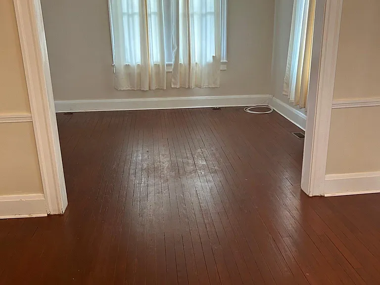 508 Cording Ave — Photo 3