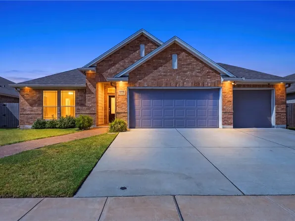 7725 Stampede Dr, Corpus Christi, TX 78414