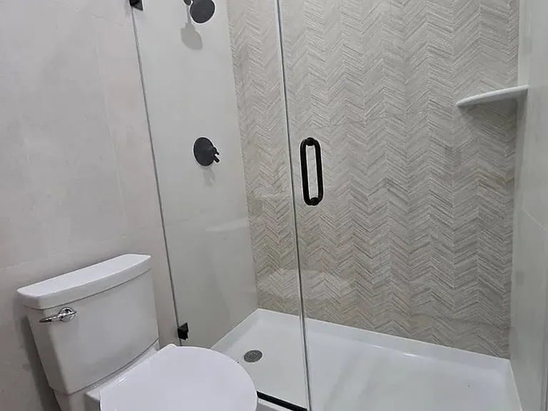40 Lembeck Ave #105D — Photo 7
