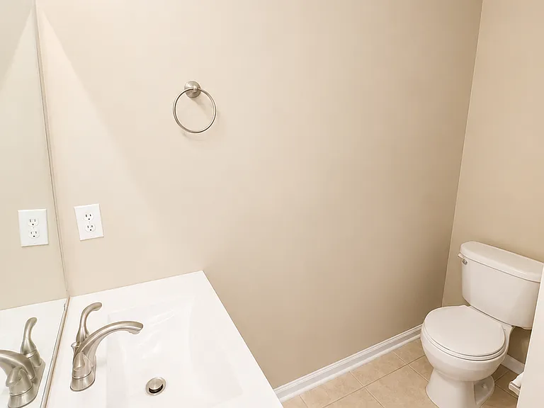 111 Elders Pond Dr — Photo 7