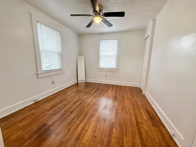 835 Iris St #1/2 — Photo 3