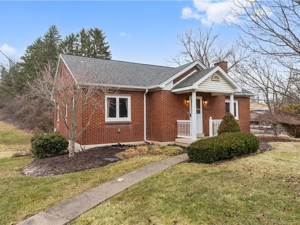 111 Coyle Curtain Rd, Monongahela, PA 15063