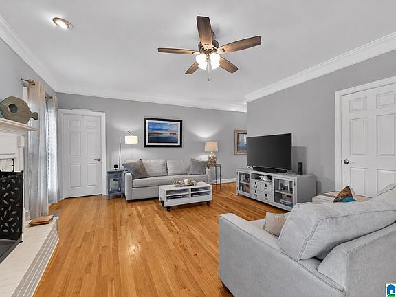 4th image of 124 Kingsley Rd
