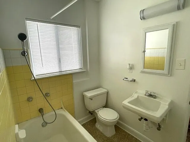34 Granada Ave — Photo 16