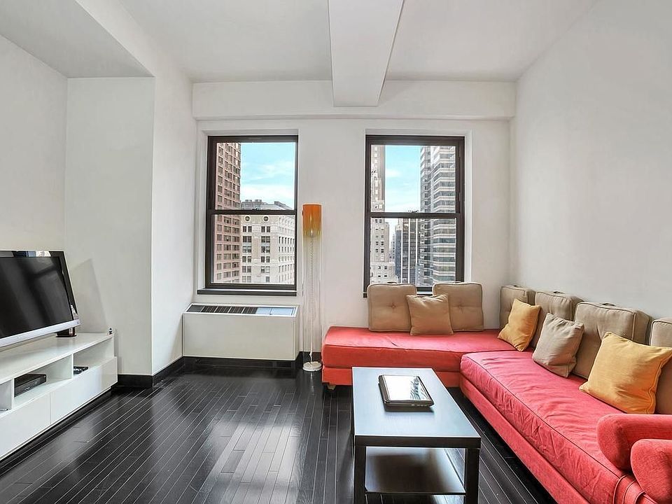1st image of 20 Pine St APT 2201