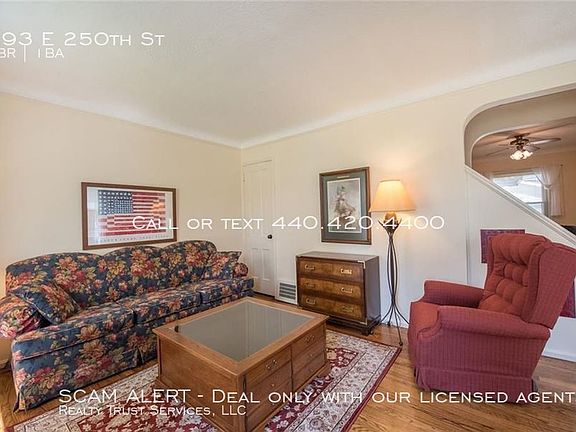 3rd image of 293 E 250th St