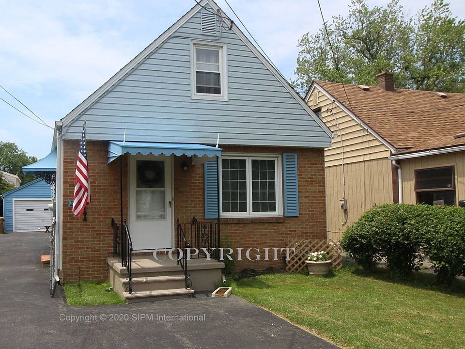 1st image of 20 Ellwood Pl