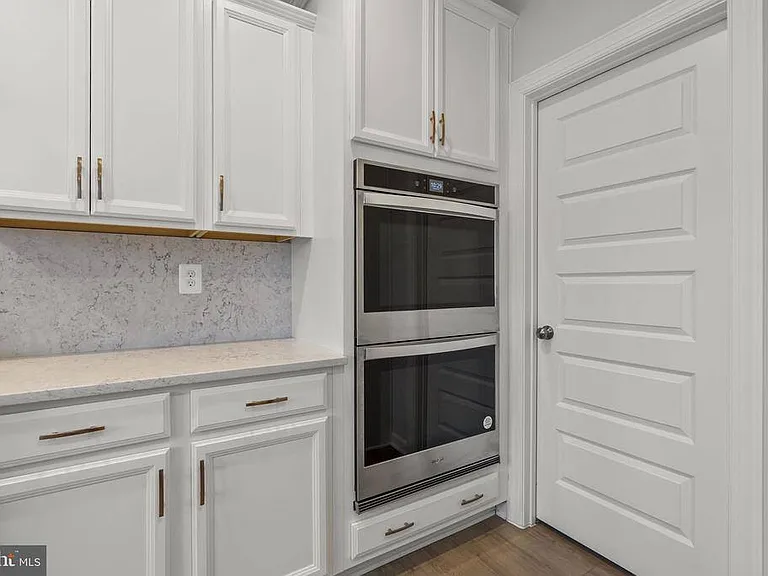 5604 Big Huntingdon Ln — Photo 19