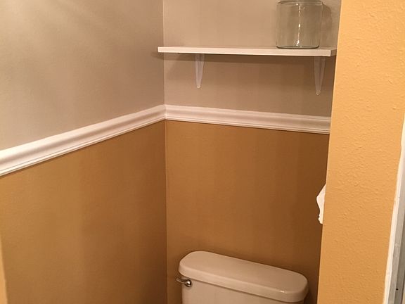 2nd image of 5913 Vegas Dr