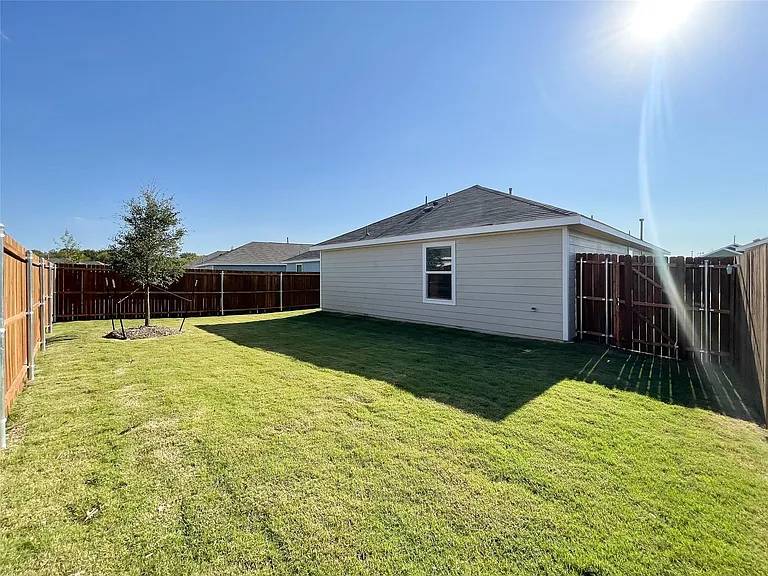 7413 Jackrabbit Ave — Photo 15