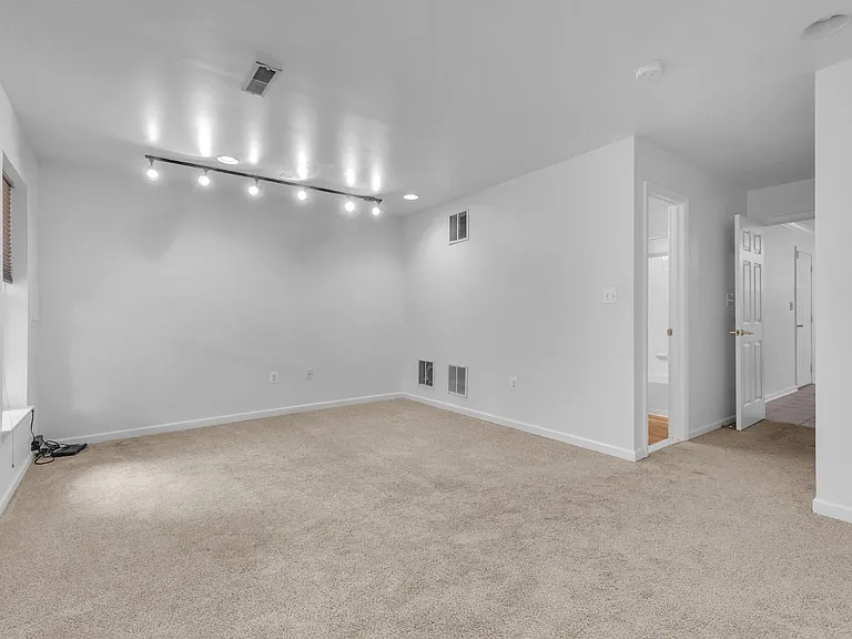 5937 Kirkcaldy Ln — Photo 7