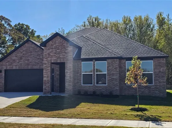 4321 Blossom Ave, Springdale, AR 72764