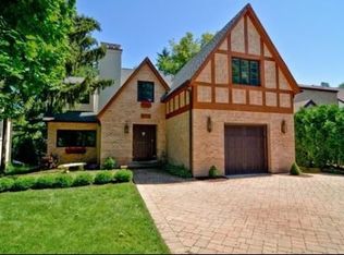 421 Ridge Rd, Kenilworth, IL 60043