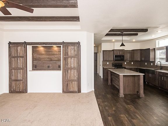 4th image of 3738 Garnet Dr