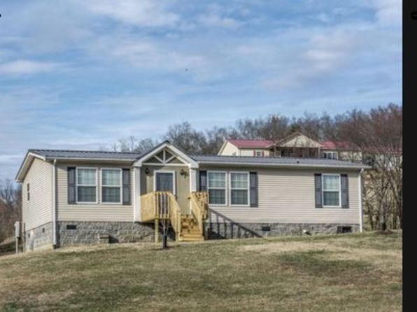 820 Lick Hollow Rd