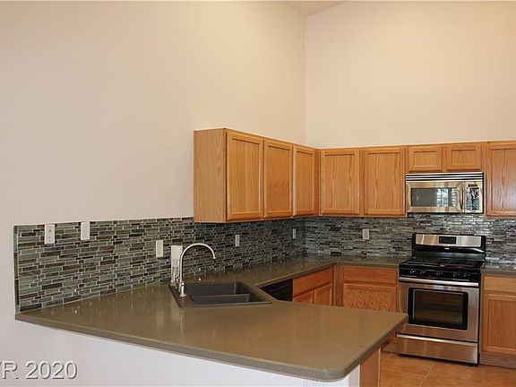 5th image of 10205 Juniper Creek Ln