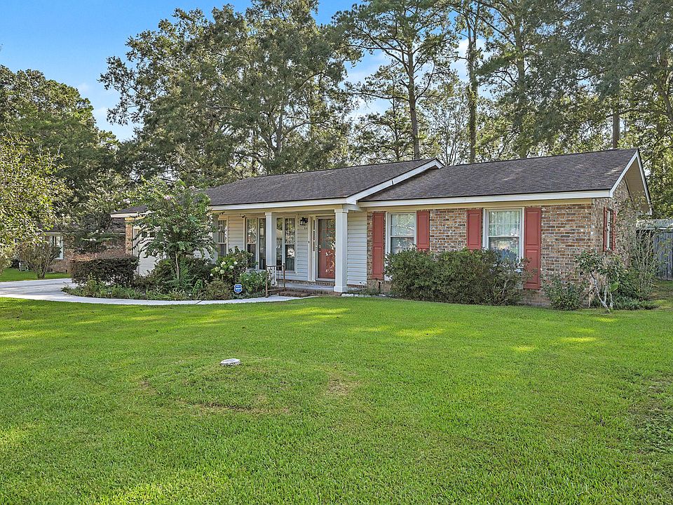 1st image of 131 Foxborough Rd