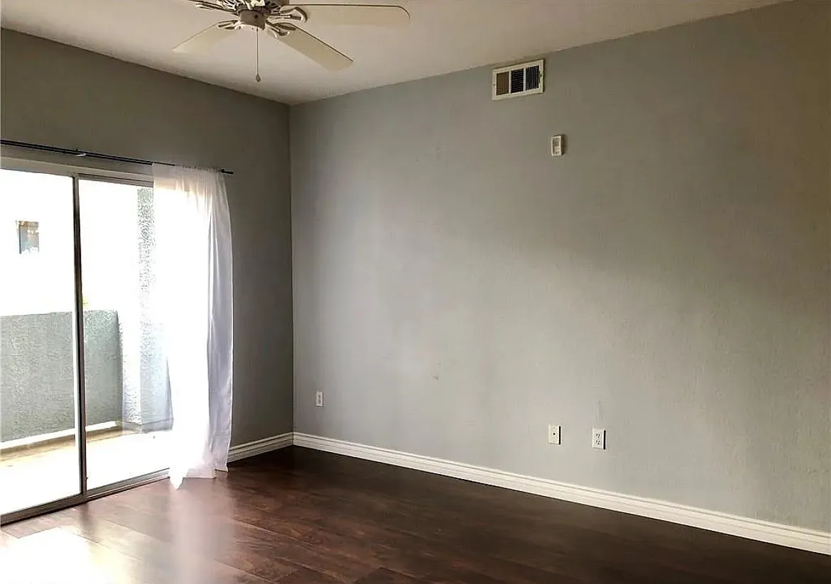 6955 N Durango Dr — Photo 4