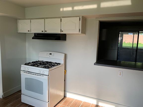 4th image of 6575 Geronimo St