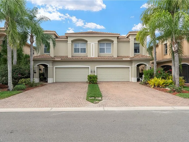 20516 Larino Loop — Photo 1