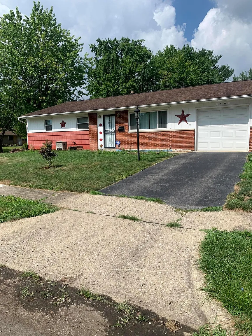 1701 Clyde Pl photo 1