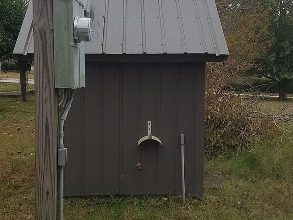 5th image of 214 W South St