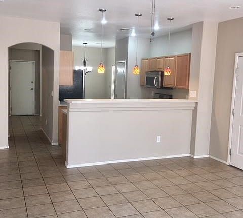 4th image of 8833 N Duncan Barrel Ave #103
