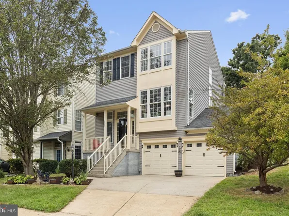 6550 Creek Run Dr, Centreville, VA 20121