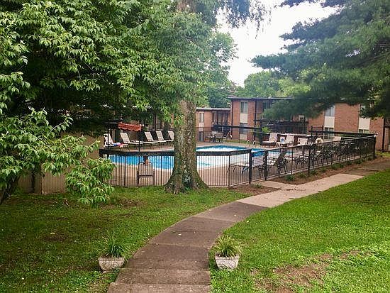 2nd image of 2601 Hillsboro Pike APT I11