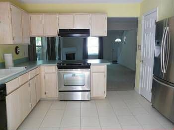 3rd image of 2944 Royal Palm Way