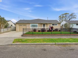 1024 Noble Ave, Coos Bay, OR 97420