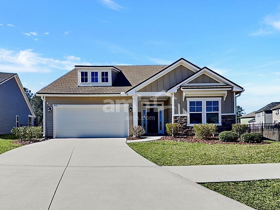 1st image of 917 Sunny Stroll Dr
