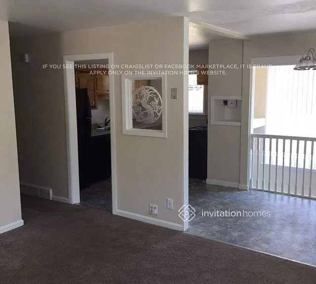 1351 Oswego St — Photo 39