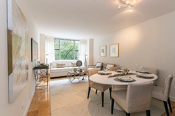 1st image of 45 W 60th St APT 4C