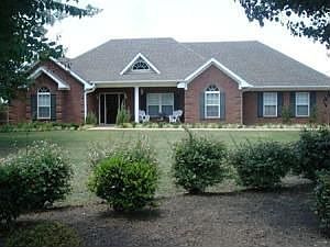 2nd image of 1303 Meadow Creek Dr