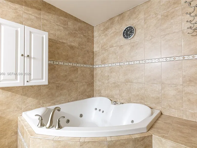 2101 S Ocean Dr #606 — Photo 14