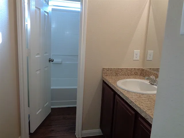 3306 Maris Way — Photo 11