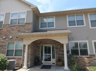 1762 Algonquin Rd, Iowa City, IA 52245