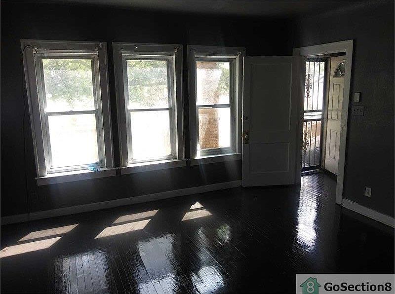2nd image of 15325 Snowden St #1