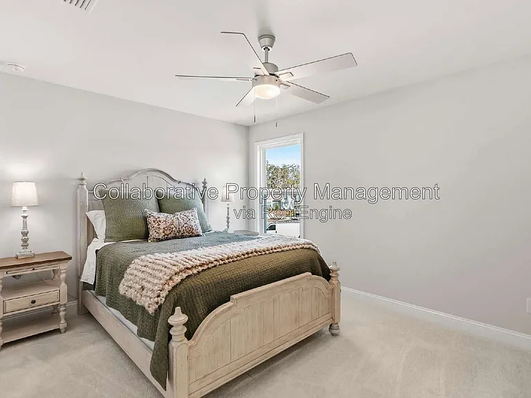 109 Sandy Bend Dr — Photo 32