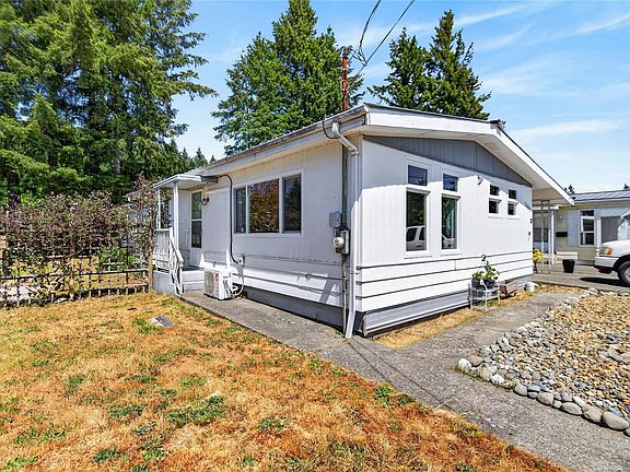 2nd image of 2068 4th St E