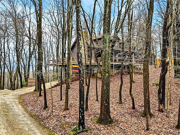 2nd image of 12120 Young Rd